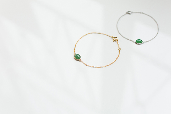 Jade bracelets | minimal jewelry photographer Hong Kong