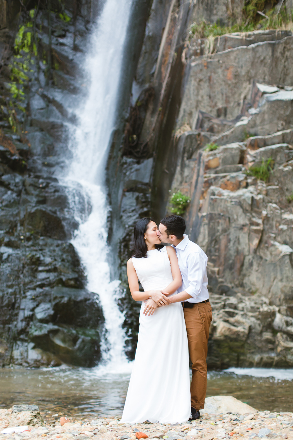Pokfulam Waterfall – Engagement portraits location