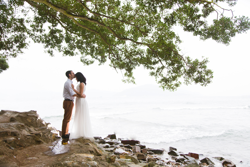 Hong Kong waterfront engagement photos