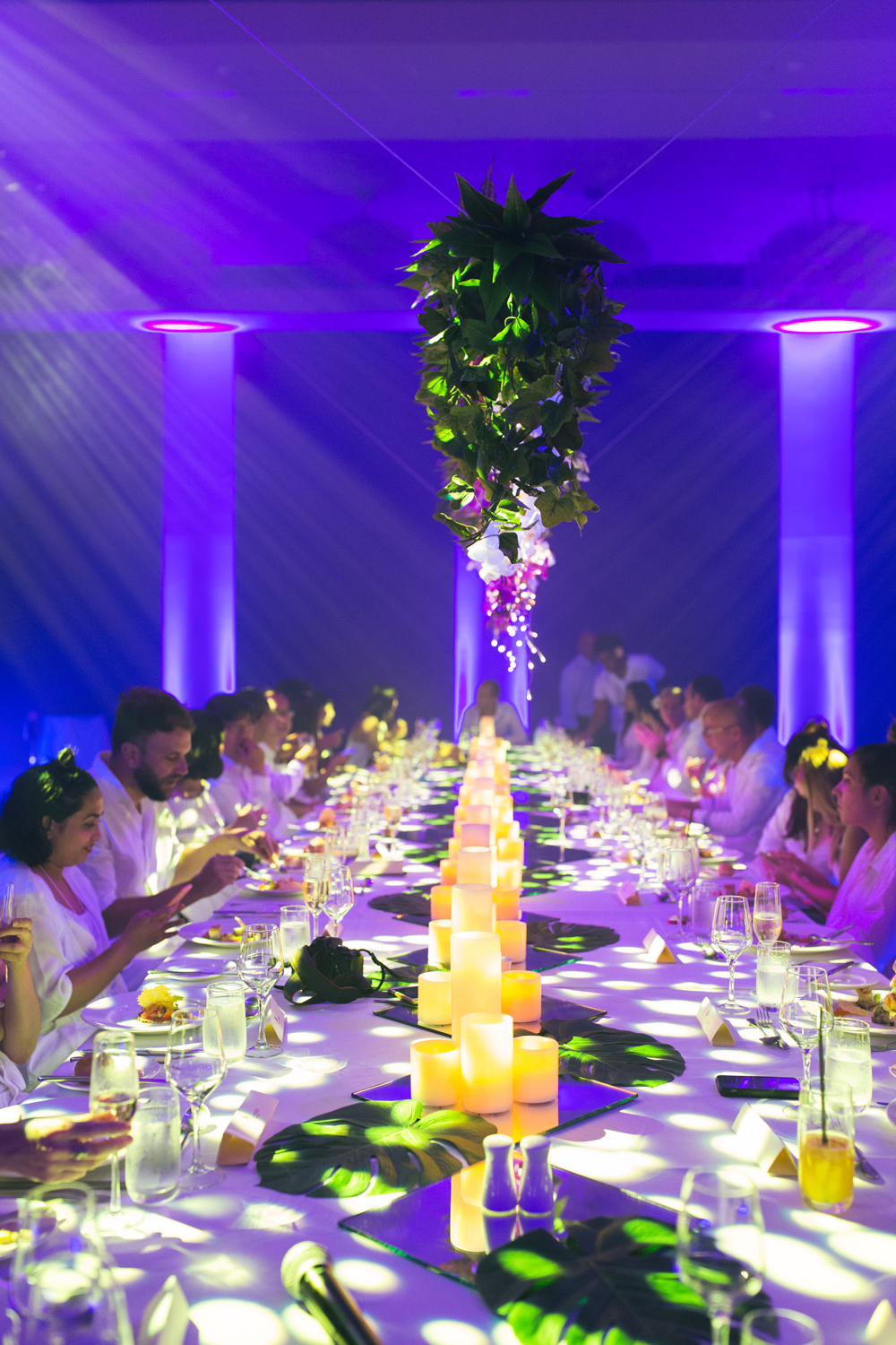 Elegant feast at Fiji Marriott Momi Bay – event and lifestyle photographer Asia