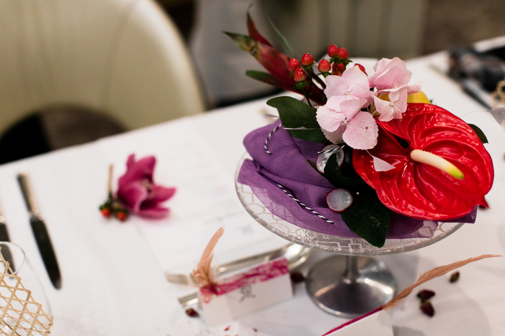 Cena Rosa - floral arrangement and table arrangement