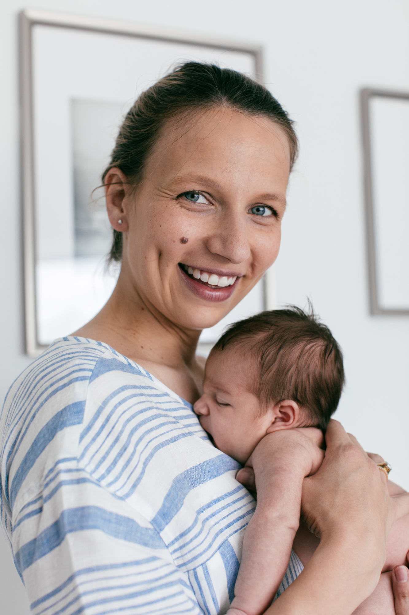 Newborn & Mom Portraits